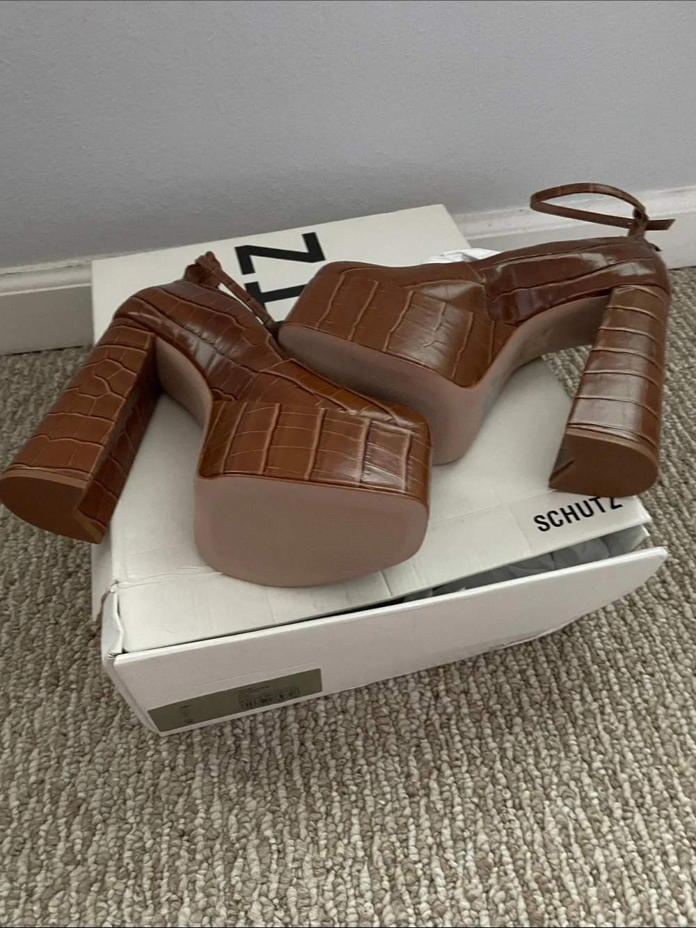 SCHUTZ Brown Croc-Embossed Platform High-Heel Sandals